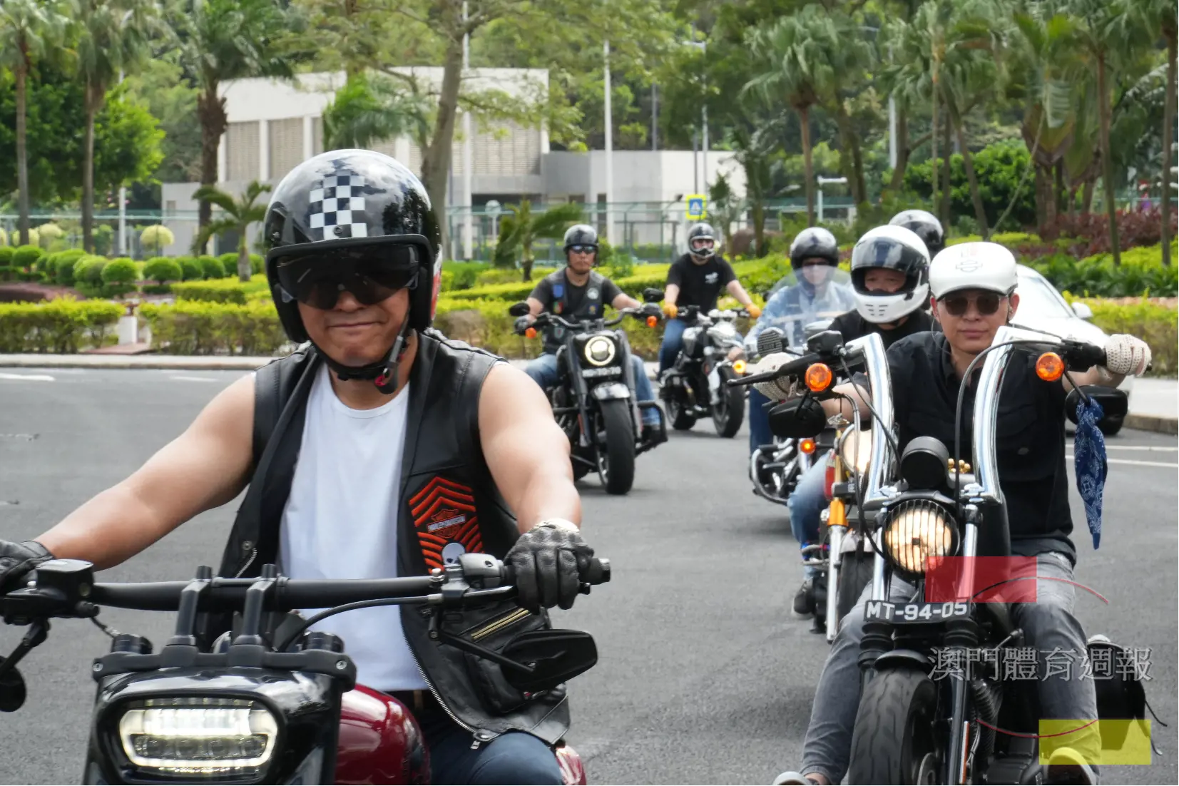 A7 電單車隊參與巡遊.JPG